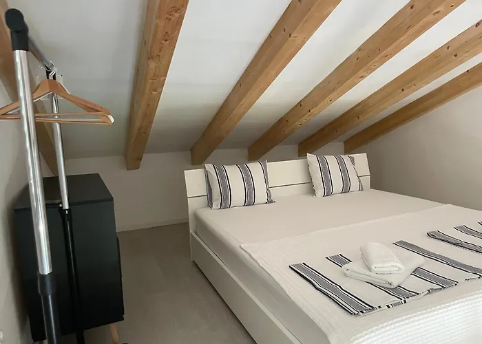 Διαμέρισμα Visitaylinvis *