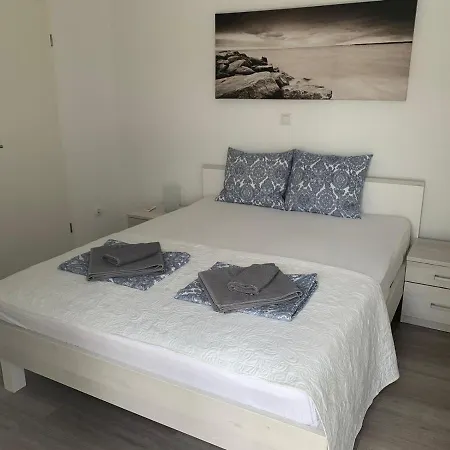 Visitaylinvis Apartmán Vis