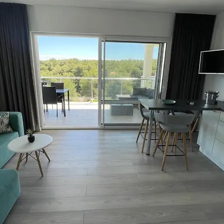 Visitaylinvis Апартаменты Вис
